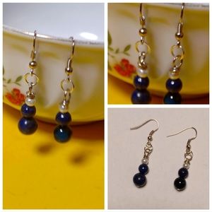 I'm selling new earrings never worn.